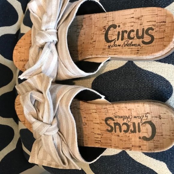 Circus by Sam Edelman Sandals - Picture 3 of 3